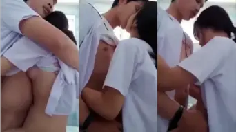 ABG SM_P Ngentot di WC Sekolah Video by YouPorn