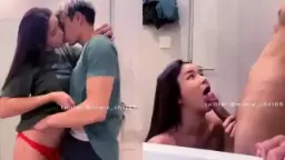 Bokep Ayang Ngajakin Ngewe Dulu di Kamar Mandi Kost – Onlyfans Mimie_chnt69 Leaked Video Video by TubeV