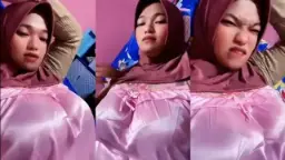 Bela Tobrut Live Sambil Tiduran Mantap Video by NoBokep