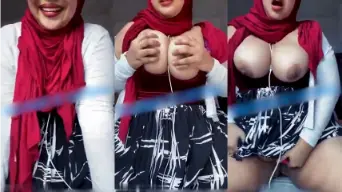Bunda Dirty Dell Hijab Desah Colmek Video by YourPorn
