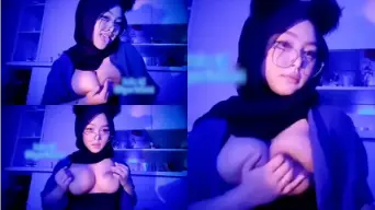 Abg Hijab Tobrut Kuping Kucing Video by Kompoz Abg Hijab Tobrut Kuping Kucing Video by Kompoz