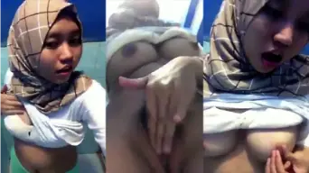 Lyn 4_BG Jilboobs Cantik Sange Video by BOKEPSIN