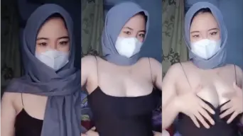 Host Cantik Berhijab Remas Nenen Live Video by TubeV Host Cantik Berhijab Remas Nenen Live Video by TubeV