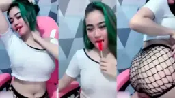 Uting Coklat Nyeplak Jelas Mei Yien Video by AVTub Uting Coklat Nyeplak Jelas Mei Yien Video by AVTub