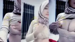 Nella Jilbab Cantik Keluarkan Susunya Video by PornGo