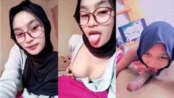 Cewek Hijab Cute Toket Mungil Viral Video by FapHouse Cewek Hijab Cute Toket Mungil Viral Video by FapHouse