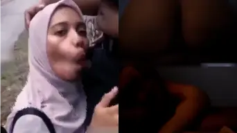 Cewek Hijab Nyepong Outdoor Ngewe di Kostan Video by PornOne Cewek Hijab Nyepong Outdoor Ngewe di Kostan Video by PornOne