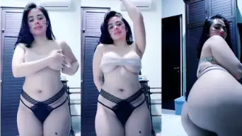 Goyangan Tante Inem Kimaya Idola Pascol Video by PornTrex Goyangan Tante Inem Kimaya Idola Pascol Video by PornTrex