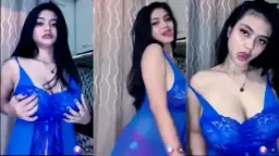 Joice Lingerie Biru Goyang Hot Video by IXXX Joice Lingerie Biru Goyang Hot Video by IXXX