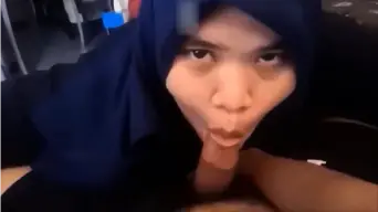Hijab Nyepong Ayang Pas Rumah Sepi Video by BOKEPSIN