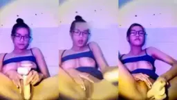ABG Berkacamata Toket Bulat Colmek Video by HQporner ABG Berkacamata Toket Bulat Colmek Video by HQporner